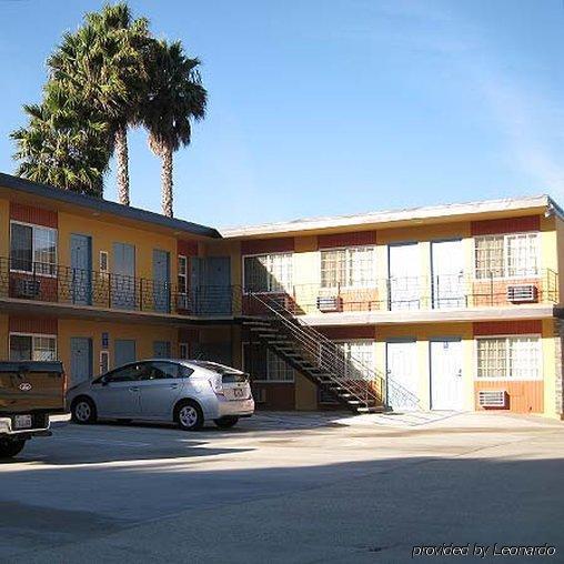 Pacific Coast Inn Redondo Beach Exterior photo