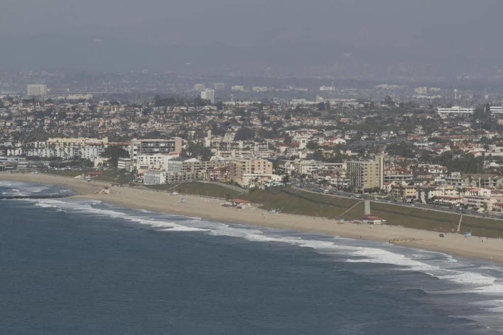 Pacific Coast Inn Redondo Beach Exterior photo